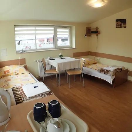 Szálloda Nawojka Studenckie 2*