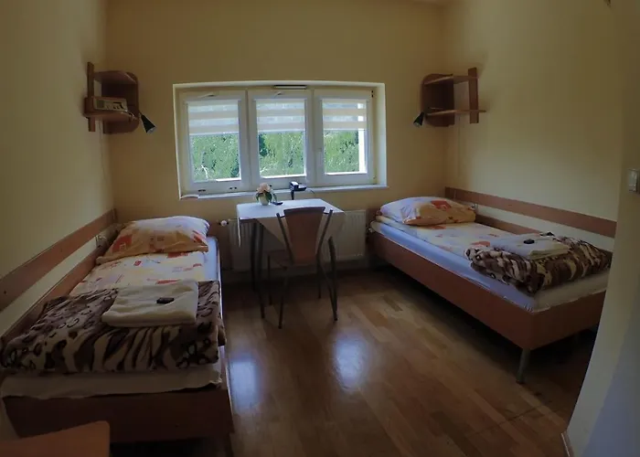 Nawojka Studenckie 2*