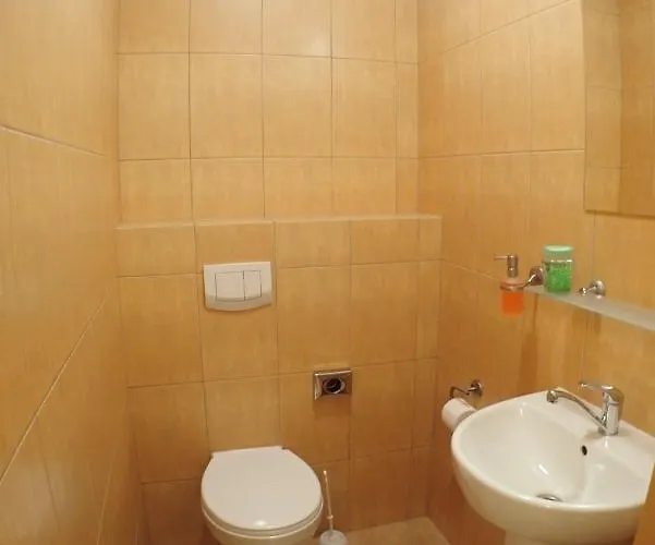 Nawojka Studenckie Hotel